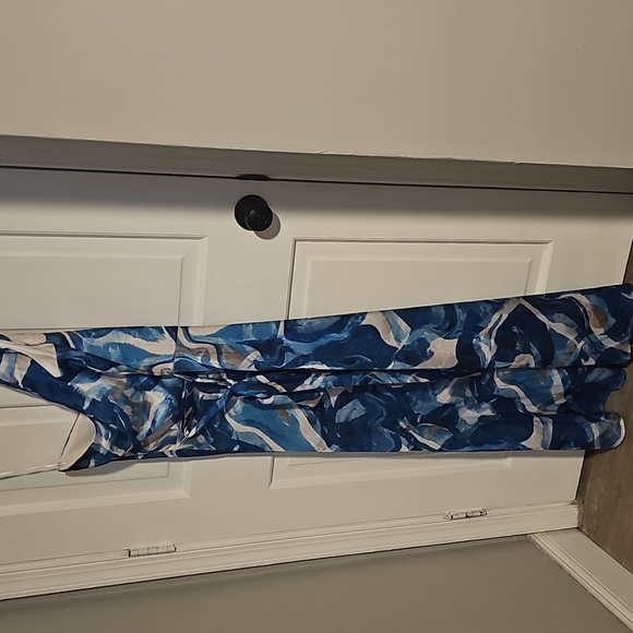 NWOT Nicole Miller Blue and White Satin One-Shoulder Maxi Dress - Picture 6 of 7